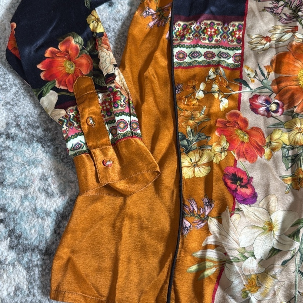Johnny Was Floral Button Down Shirt - Picture 5 of 13